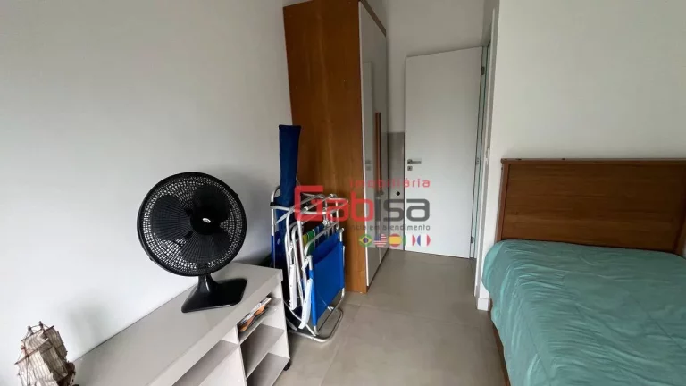 Imagem Apartamento com 2 dormitórios à venda, 50 m² por R$ 650.000,00 - Braga - Cabo Frio/RJ
