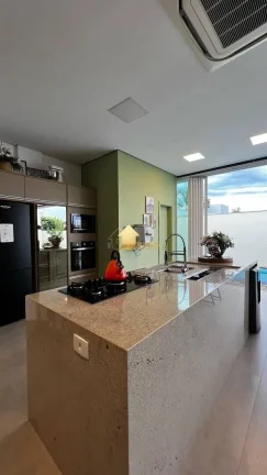 Imagem Sobrado 3 Suítes Condomínio Belvedere 1