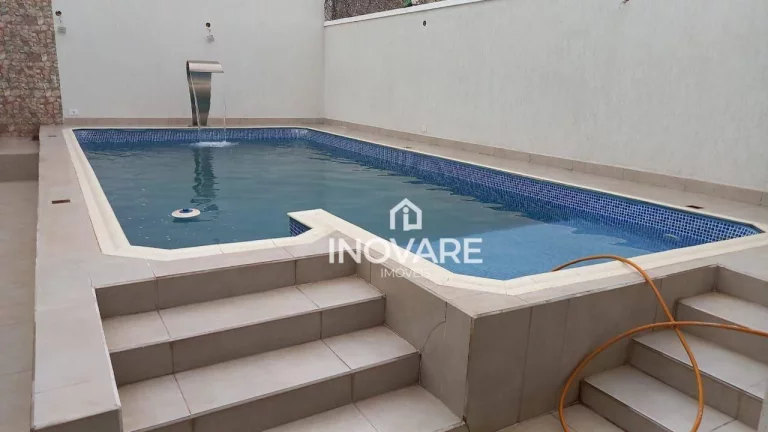 Imagem Casa com 3 dormitórios à venda, 300 m² por R$ 1.050.000,00 - Jardim Beira Rio - Itumbiara/GO