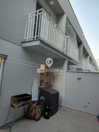 Imagem Casa à Venda no Condomínio Pateo Santo Antônio | 2 Quartos e Suíte