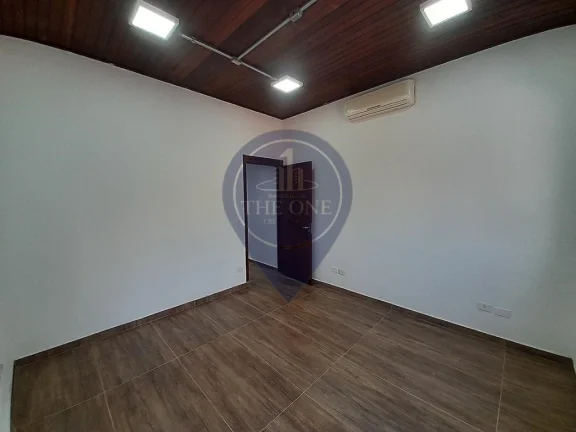 Imagem Casa para locação na Vila Romana, São Paulo-SP: 2 quartos, 2 salas, 1 banheiro, 1 vaga de garagem, 120m² de área.