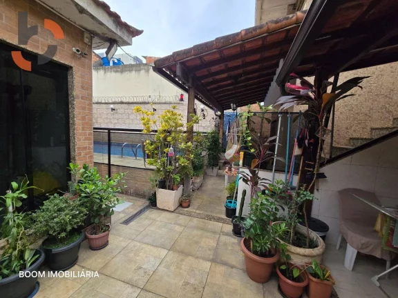 Imagem Casa com 3 dormitórios à venda, 213 m² por R$ 850.000,00 - Califórnia - Nova Iguaçu/RJ