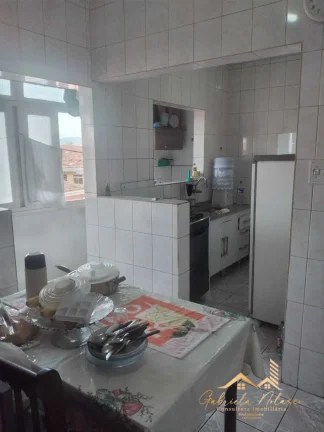 Imagem Apartamento de dois dormitórios em prédio de 3 andares