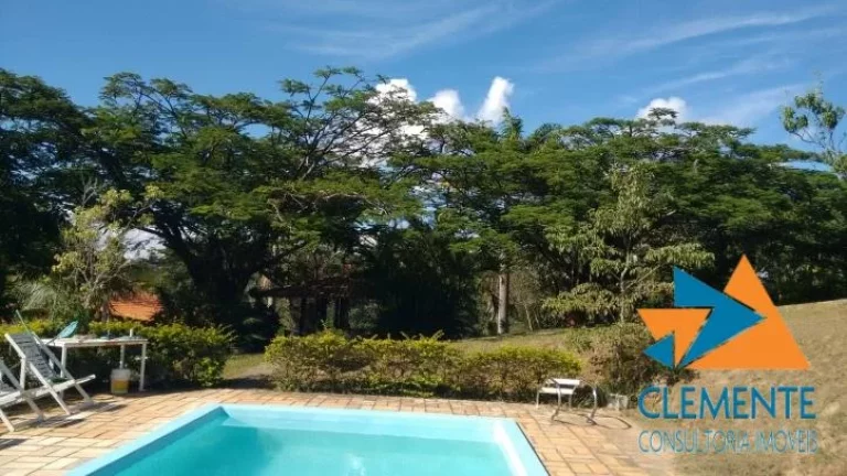 Imagem Sítio de 42.100 m2, área urbana, 3 casas, Sta Luzia-MG
