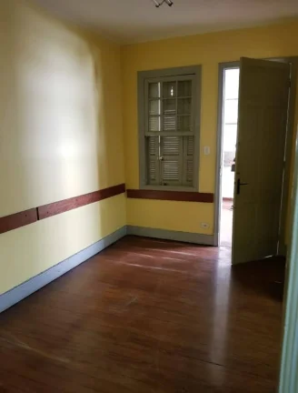 Imagem Casa Comercial - 148M², 5 Salas, 2 Banheiros, Terraço Fechado.