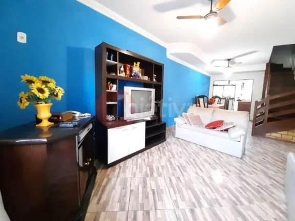 Imagem Casa com 2 dormitórios à venda, 90 m² por R$ 370.000,00 - Peró - Cabo Frio/RJ