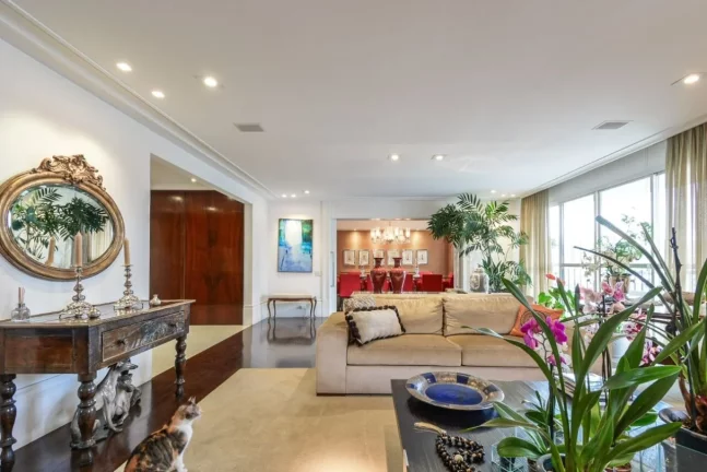 Imagem Apartamento reformado com 4 dts (2 suítes) e 5 vagas, com vista Pacaembu