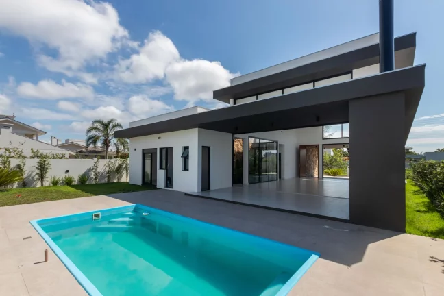 Imagem Casa à venda em Passo de Torres, Centro, com 4 quartos, 274,05m²