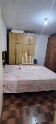 Imagem São 2 Casas, 5 e 3 Cômodos, Principal Térrea, 2 Vagas com portão automático, na Excelente Vila Emílio, Mauá-SP