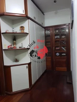 Imagem Sobrado com 3 dormitórios e 4 vagas à Venda no bairro Santa Terezinha, São Bernardo do Campo