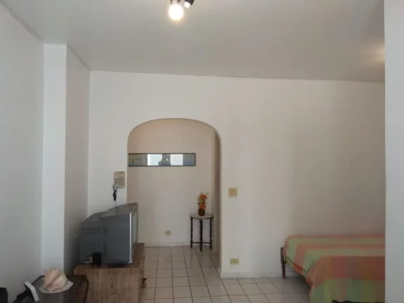 Imagem PITANGUEIRAS- CALÇADÃO , AMPLO APARTAMENTO COM VAGA DE GARAGEM NO PRÉDIO.