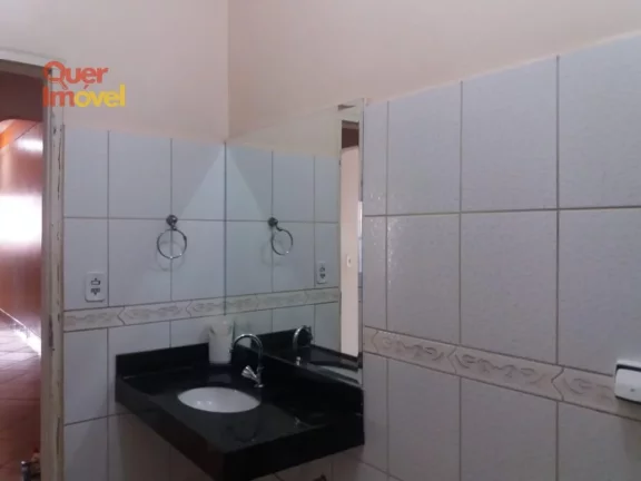 Imagem Imperdível: Casa à venda em Ribeirão Preto-SP, Vila Tibério. 3 quartos, 1 sala, 2 banheiros, garagem e 166,31m².