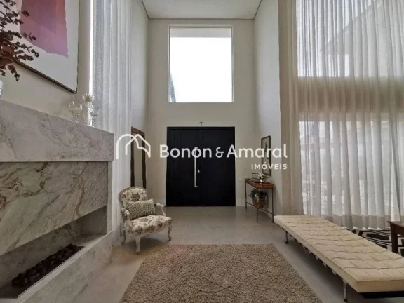 Imagem Magnífica casa mobiliada, Casa moderna, com sala de estar com pé direito duplo, lareira a gás em ...