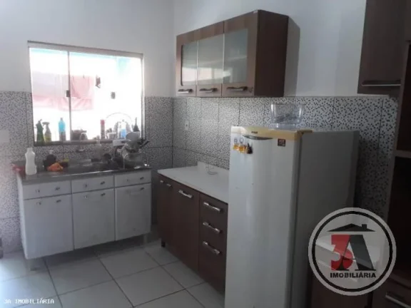 Imagem Casa 3/4 no Escola de Policia