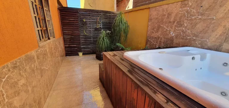 Imagem Casa duplex à venda, 3 quartos, 1 suíte, 3 vagas, Belo Vale - Santa Luzia/MG