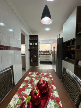 Imagem Apartamento 3 Dormitórios sendo 1 suíte no bairro Guilhermina - Praia Grande