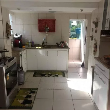 Imagem LINDA CASA PROXIMO AO CENTRO DE NOVA FRIBURGO.