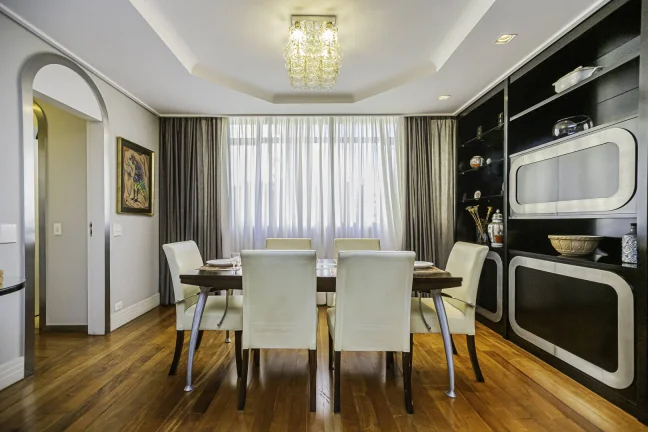 Imagem Apartamento Santa Cecília - 212M², 3 Dorms, 1 Suíte, 2 Vagas, Lavabo.