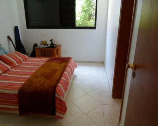 Imagem Apartamento à venda no Guarujá na Praia das Pitangueiras.