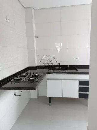 Imagem Charmoso apartamento de 2 dormitórios, sala espaçosa, cozinha e lavanderia. Prédio com elevador.
...