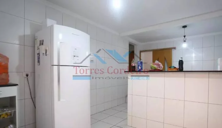 Imagem Sobrado com 3 dorm. + 2 vagas cobertas - Jd. Santos Dumond