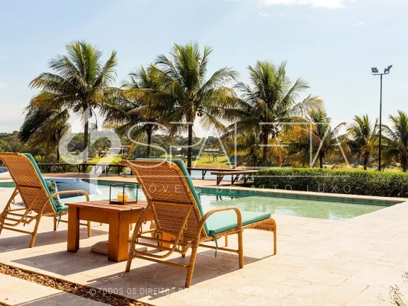 Imagem Seu refúgio exclusivo com vista deslumbrante para a Represa de Avaré! Propriedade de 20.000 m² com marina particular esperando por você