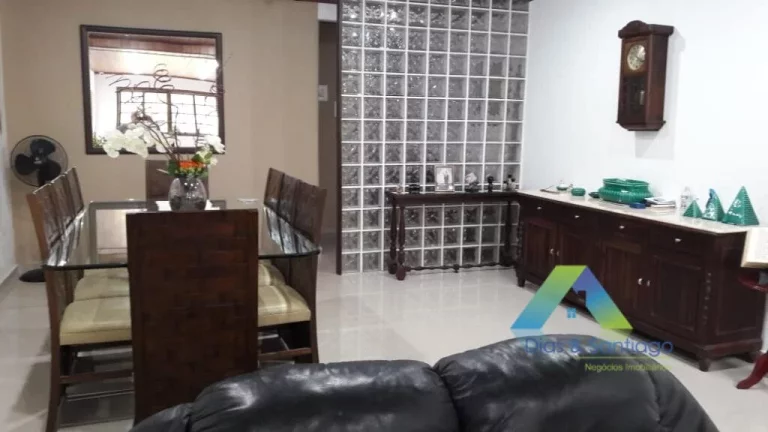 Imagem Sobrado ACLIMAÇÃO 204 metros, 3 dormitórios, sala 2 ambientes, 2 vagas.