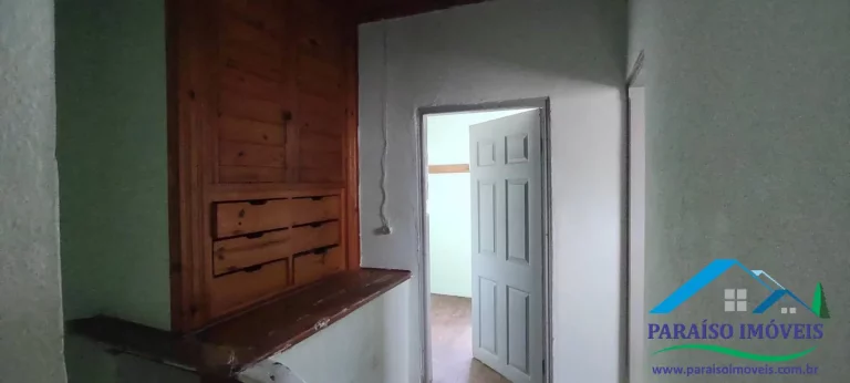 Imagem Ótima oportunidade: casa com 2 quartos no centro de Paraisópolis MG