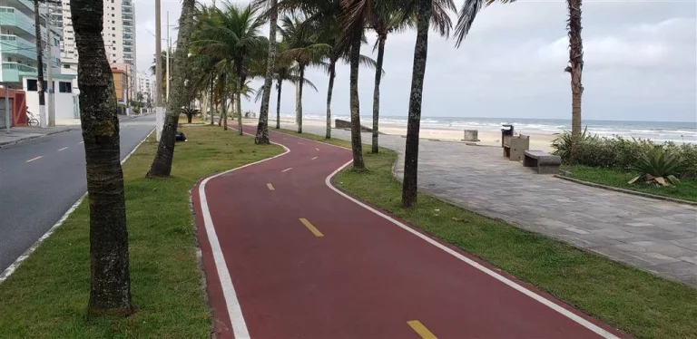 Imagem APARTAMENTO COM 130 m² - REAL - PRAIA GRANDE SP