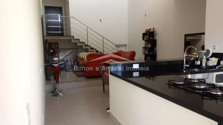 Imagem Casa térrea a venda no Swiss Park.
Somente a vista.

Sala para dois ambientes com pé direito duplo...