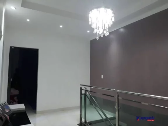 Imagem VENDO CASA DE 4/4 SENDO 1 SUITE - BAIRRO BARÁUNA
