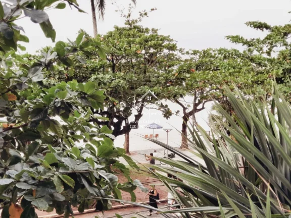 Imagem Apartamento à venda no Guarujá na Praia da Enseada.