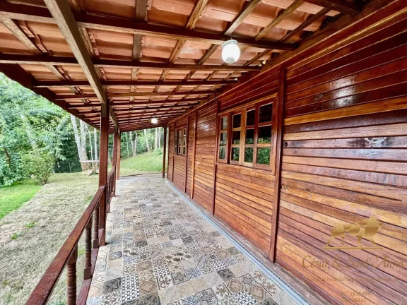 Imagem Casa charmosa a venda em Campos do Jordão
