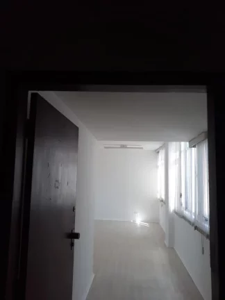 Imagem Sala comercial de 60m² para venda ou locação no Centro de Santo André-SP! Confira!