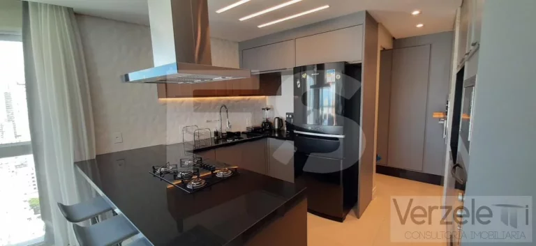 Imagem Apartamento 3 dormitórios para Venda em Balneário Camboriú / SC no bairro Centro