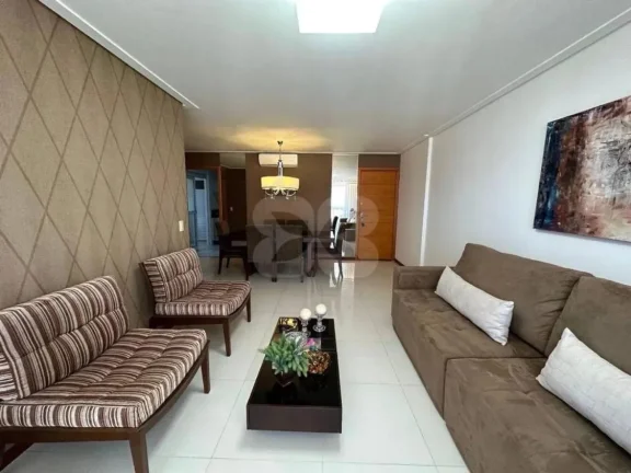 Imagem Excelente apartamento frente, 150m2 - 4 quartos modificado para 3 quartos sendo 2 suítes e 2 Varandas,