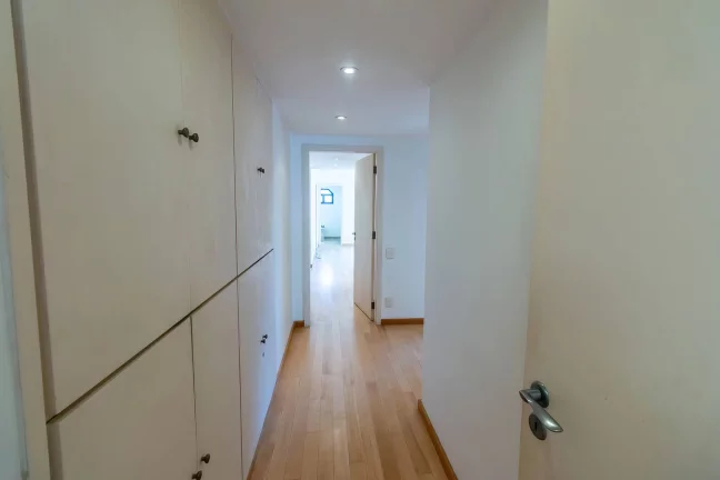 Imagem Muito espaço e muita tranquilidade no meio do Itaim!