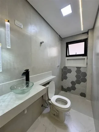 Imagem CASA COM 160 m² - GUILHERMINA - PRAIA GRANDE SP