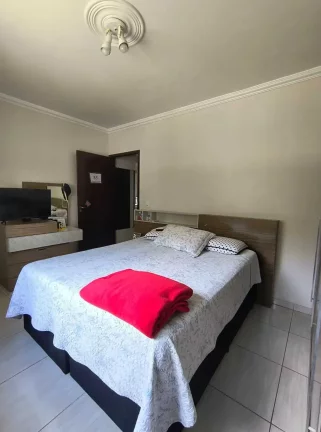 Imagem Casa com 2 dormitórios e 2 vagas de garagem - João Costa | Joinville/SC