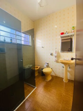 Imagem Casa espaçosa a venda no Centro de Tatuí/SP.