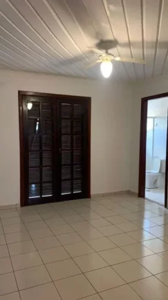 Imagem Sobrado com 3 dormitórios à venda, 250 m² por R$ 700.000,00 - Vila Santa Helena - Poá/SP