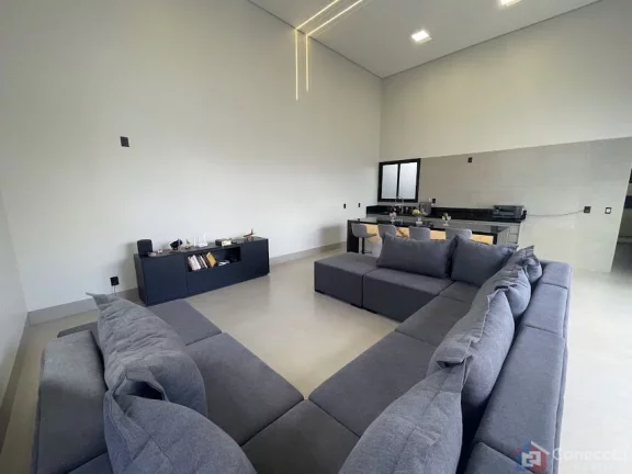 Imagem Casa de Alto Padrão à Venda em Patos de Minas – 3 Quartos, 2 Suítes, Vista para Reserva e Automação Completa