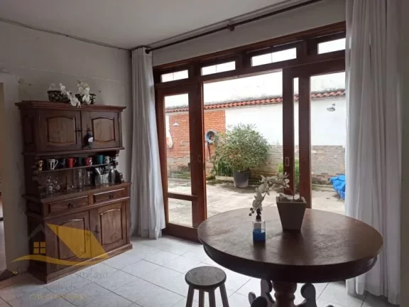 Imagem Vendo Casa com 4 quartos na Chácara do Paraíso