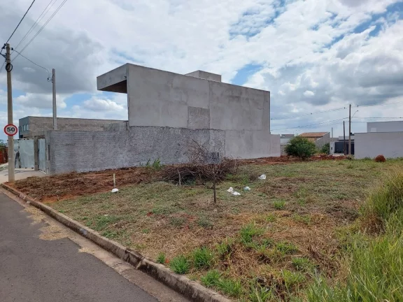 Imagem TERRENO FINANCIADO - ZONEAMENTO MISTO - AVENIDA PARQUE BELLAVILLE - HORTOLÂNDIA