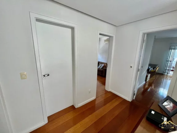 Imagem Casa a Venda com 4 Quartos (3 Suítes) - Condomínio Santa Tereza - Jundiaí/SP