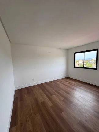 Imagem Cobertura Duplex com 2 suítes e 1 vaga de garagem - Canto Grande em Bombinhas/SC