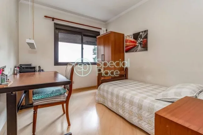 Imagem Ótimo apartamento com 135m² no Brooklin. Amplo living com varanda na copa das árvores, sala de ja...