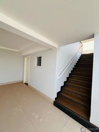 Imagem Casa Alto Padrão no bairro Valparaiso.