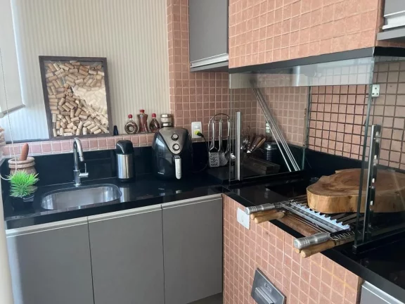 Imagem Apartamento cinematográfico no coração do Gonzaga, 3 suítes, 4 vags privativas, lazer completo, porteira fechada.