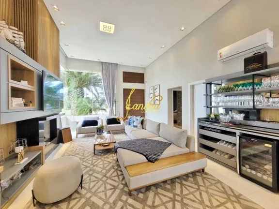 Imagem Casa térrea no Enseada com piscina aquecida e 4 suítes